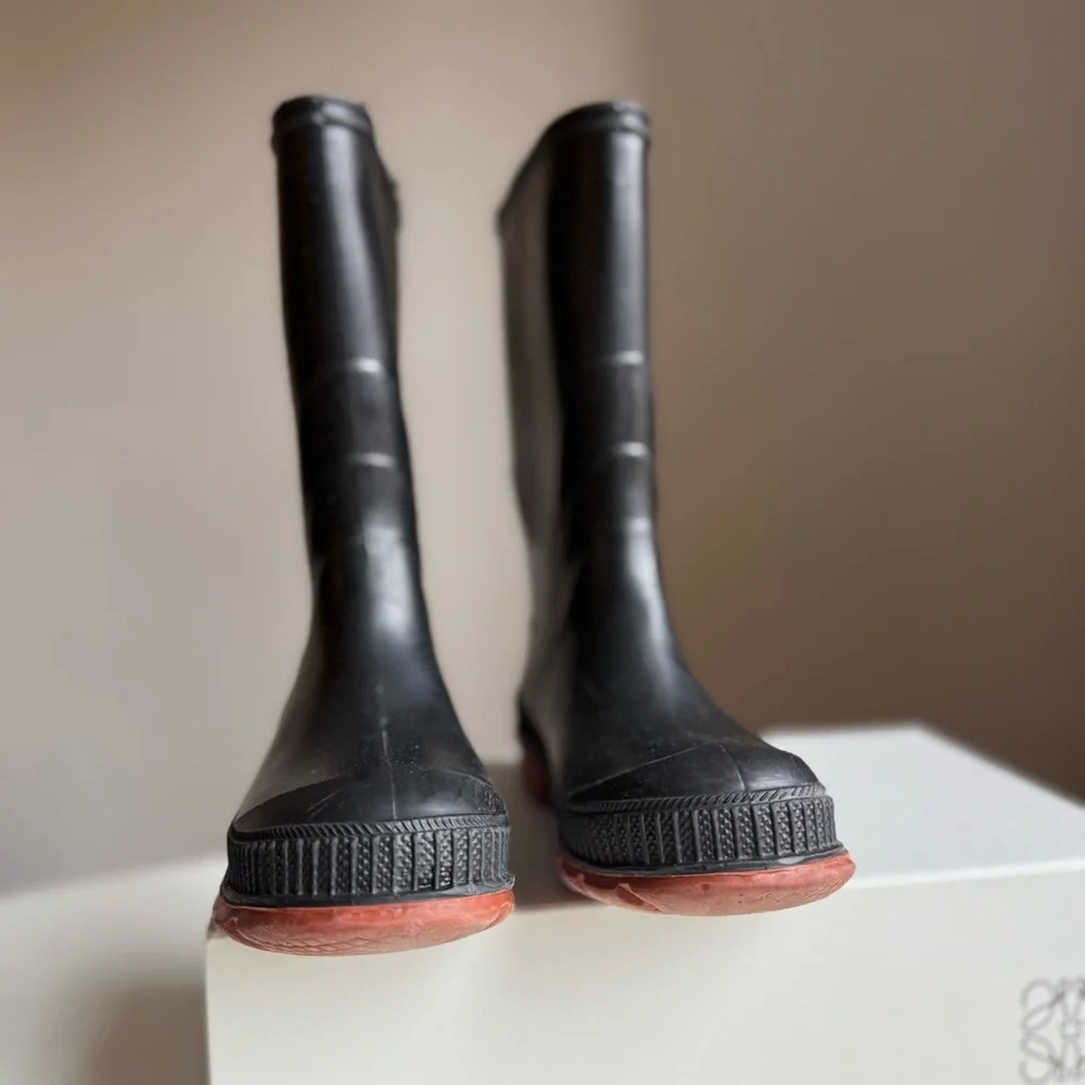 Rubber Rain Boots Made in Canada Kids Size 2 Unisex Waterproof Premium Heavy